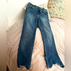 Kensie flare crop blue jeans
